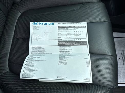 Used 2024 Hyundai Palisade Limited AWD/4WD image 46