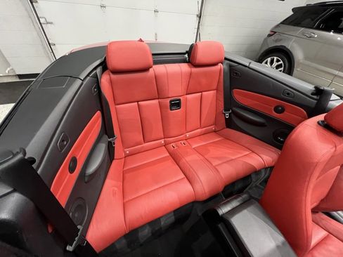 Used 2010 BMW 135i Convertible w/ Premium Pkg image 36