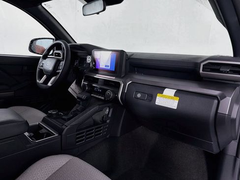 New 2026 Toyota 4Runner SR5 AWD/4WD image 30