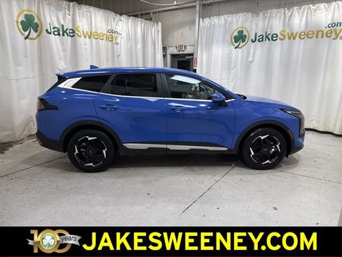Used 2026 Kia Sportage EX FWD image 11