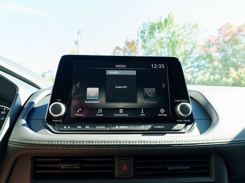 New 2026 Nissan Rogue S image 12