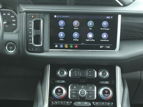 Used 2021 GMC Yukon Denali image 16