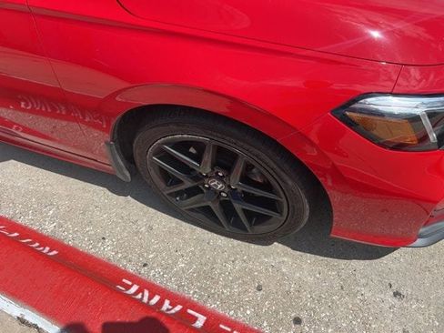 Used 2025 Honda Civic Sport image 6