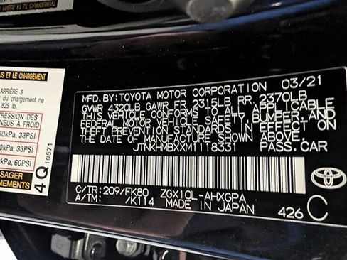 Used 2021 Toyota C-HR XLE FWD image 29