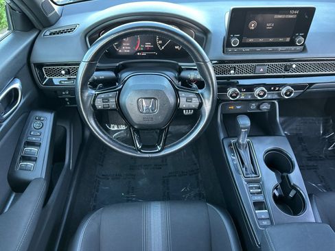 Used 2024 Honda Civic Sport image 3