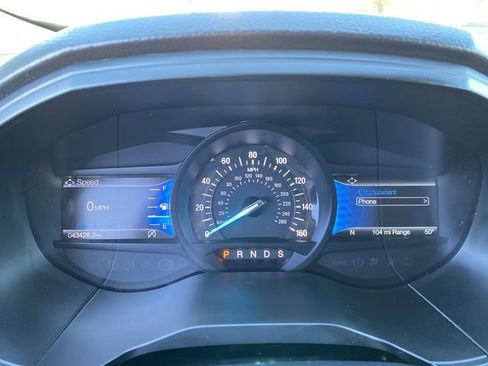 Certified 2022 Ford Edge SE w/ Black Appearance Package image 15