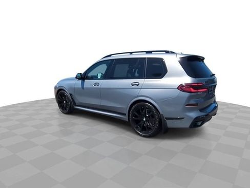 Used 2025 BMW X7 xDrive40i w/ Executive Package AWD/4WD image 7