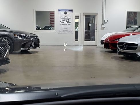 Used 2025 Chevrolet Corvette Z06 RWD image 22