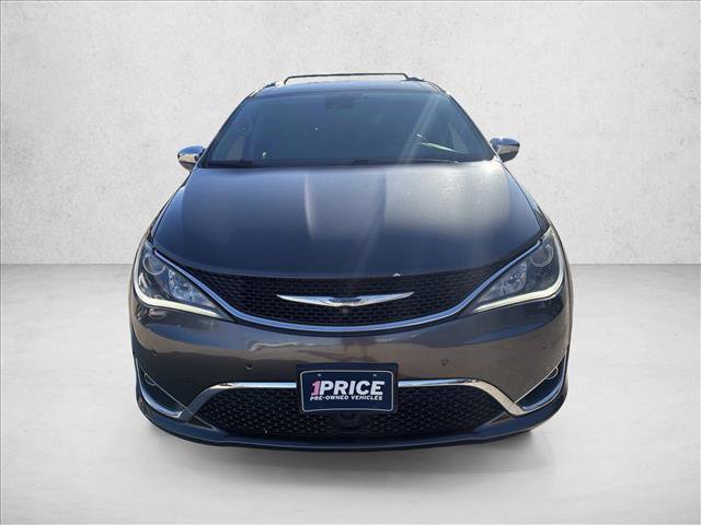 Used 2018 Chrysler Pacifica Limited w/ Advanced Safetytec Group FWD image 8