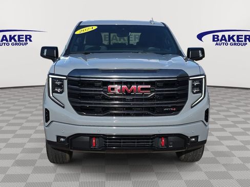 Used 2024 GMC Sierra 1500 AT4 w/ Technology Package AWD/4WD image 2