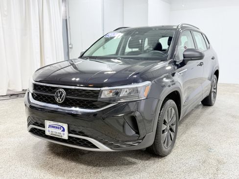 Certified 2024 Volkswagen Taos S image 3