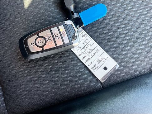 Used 2023 Ford Escape SE FWD image 32