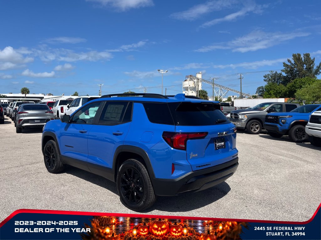 New 2027 GMC Terrain Elevation w/ Elevation Premium Package FWD image 5