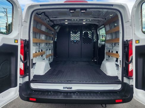 Used 2025 Ford Transit 250 Low Roof w/ Exterior Upgrade Package RWD image 18