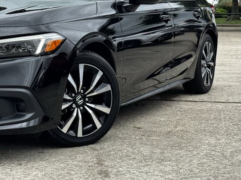 Used 2024 Honda Civic EX-L image 12