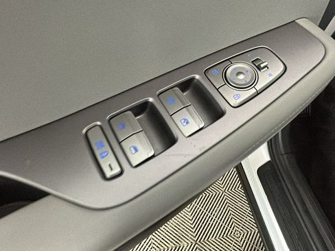 Used 2025 Hyundai Palisade SEL FWD image 10