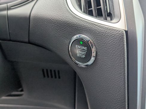 Certified 2024 Ford Edge ST-Line image 26