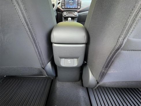 New 2025 Nissan Versa SR w/ Trunk Package image 9