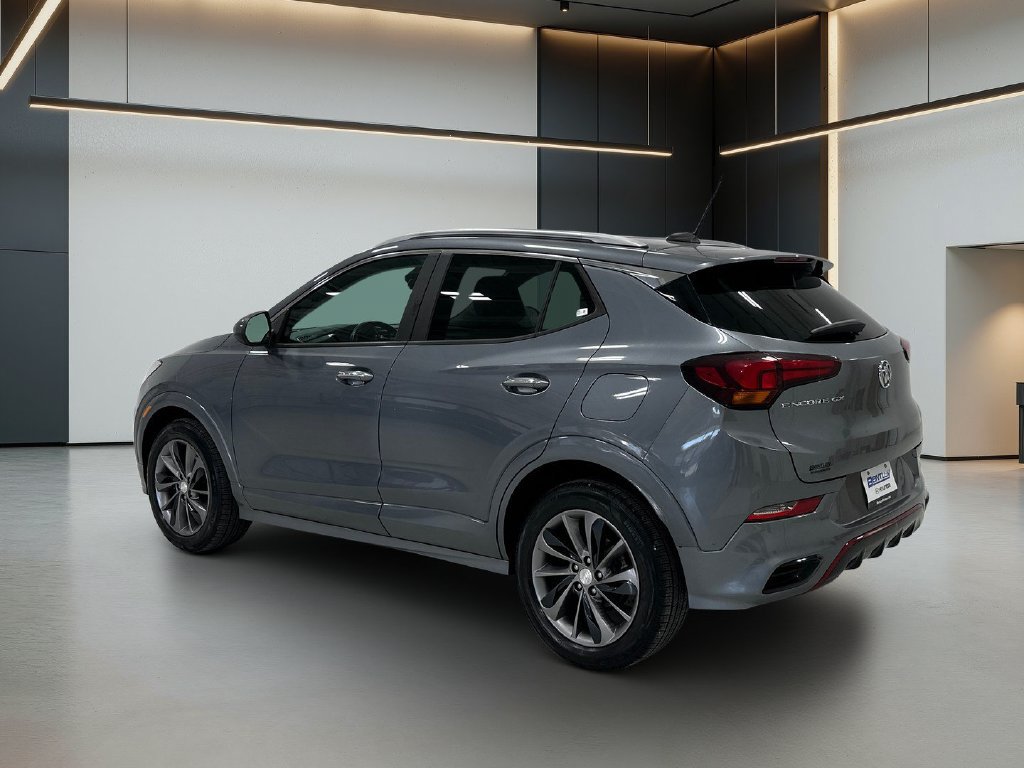 Used 2021 Buick Encore GX Select w/ Sport Touring Package FWD image 3