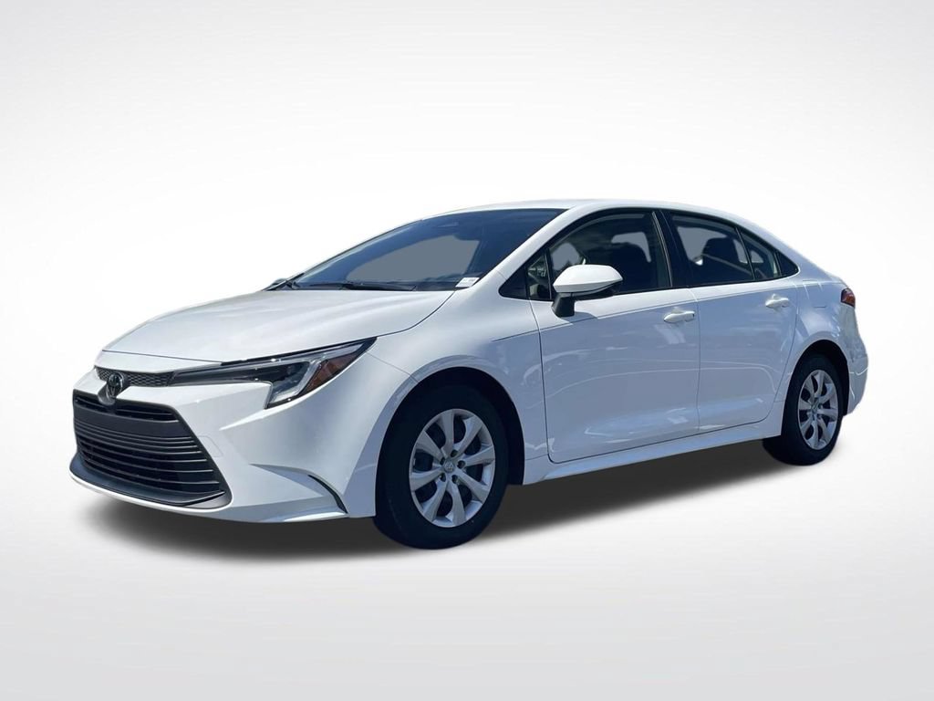 Used 2026 Toyota Corolla LE FWD image 3