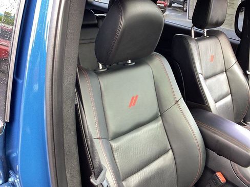 Used 2025 Dodge Durango GT AWD/4WD image 18
