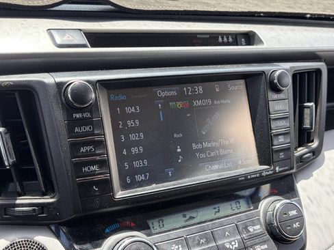 Used 2018 Toyota RAV4 Limited w/ Protection Package FWD image 8