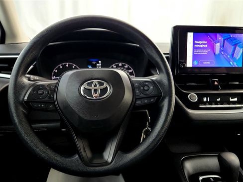 Certified 2024 Toyota Corolla LE image 27