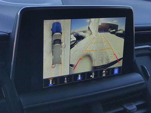 Used 2023 GMC Yukon XL AT4 w/ AT4 Premium Package image 23