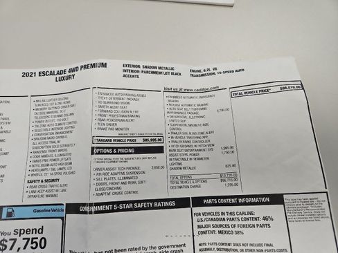 Used 2021 Cadillac Escalade Premium Luxury w/ Driver Assist Tech Package AWD/4WD image 3
