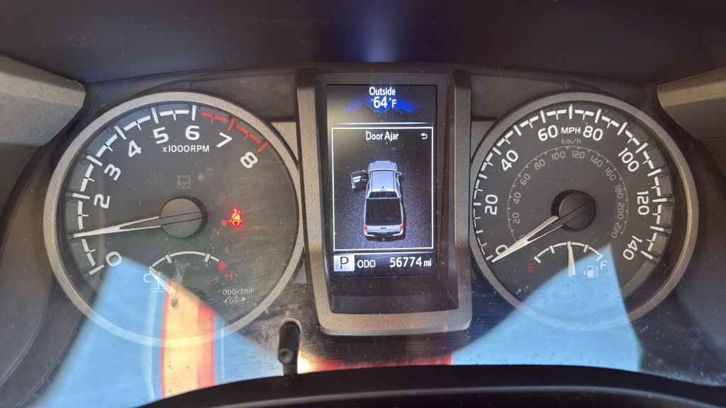 Used 2022 Toyota Tacoma TRD Off-Road AWD/4WD image 20