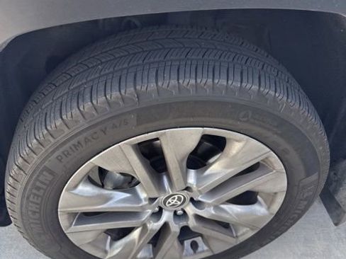 Used 2024 Toyota RAV4 XLE Premium FWD image 10