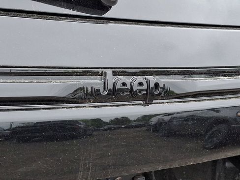 New 2026 Jeep Grand Cherokee Limited AWD/4WD image 21