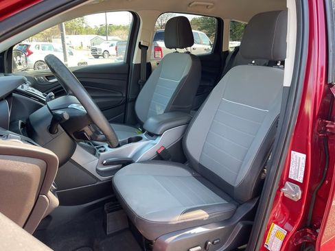 Used 2014 Ford Escape SE image 18