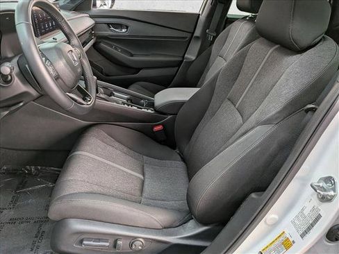 Used 2025 Honda Accord Sport image 21