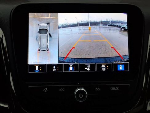 Used 2023 Chevrolet Equinox RS w/ RS Leather Package image 16