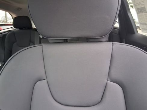 New 2026 Volvo XC60 B5 Core AWD/4WD image 16
