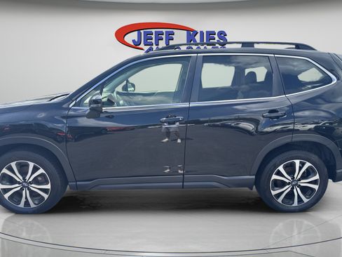 Used 2020 Subaru Forester Limited AWD/4WD image 8