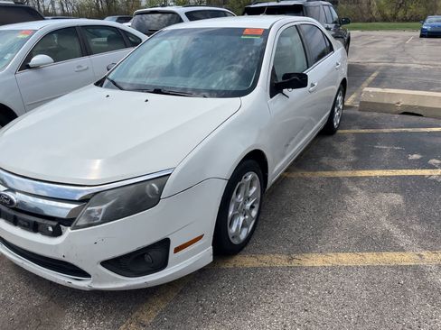 Used 2011 Ford Fusion SE image 4