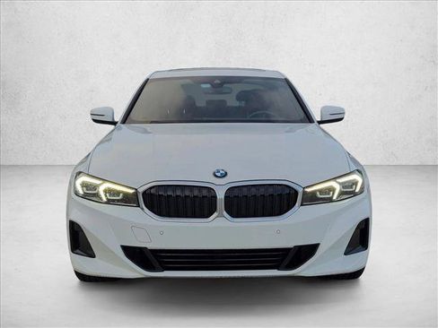 Used 2024 BMW 330i Sedan w/ Convenience Package RWD image 2