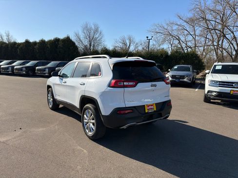 Used 2017 Jeep Cherokee Limited w/ Trailer Tow Group image 3