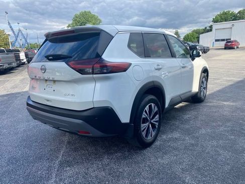 Used 2023 Nissan Rogue SV AWD/4WD image 5