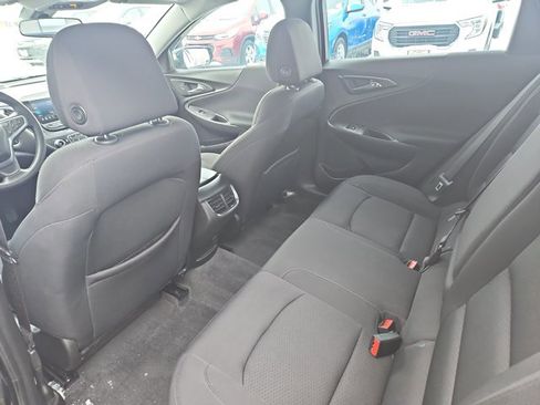 Used 2019 Chevrolet Malibu LT w/ Driver Confidence Package image 11