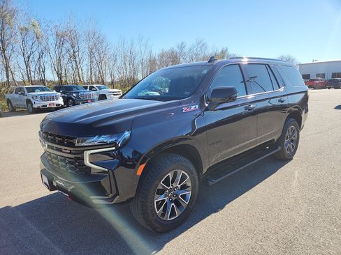 Certified 2024 Chevrolet Tahoe Z71 w/ Luxury Package image 4