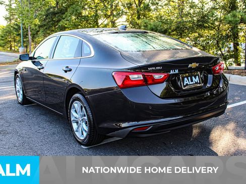 Used 2025 Chevrolet Malibu LT FWD image 4