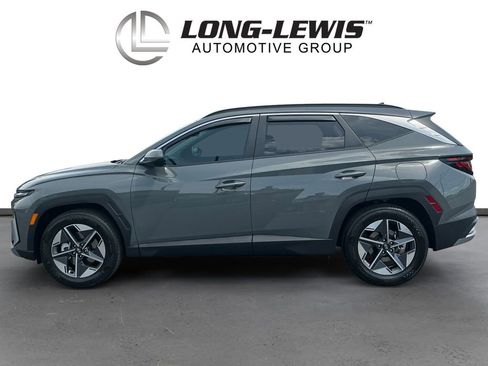 Used 2026 Hyundai Tucson SEL FWD image 2
