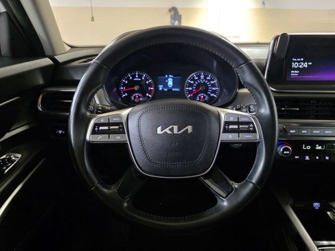 Used 2022 Kia Telluride LX AWD/4WD image 30
