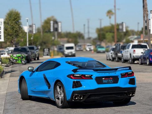Used 2023 Chevrolet Corvette Stingray Preferred Cpe w/ Z51 Performance Package RWD image 2