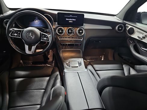 Used 2022 Mercedes-Benz GLC 300 4MATIC image 10