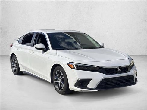 Used 2024 Honda Civic LX image 3