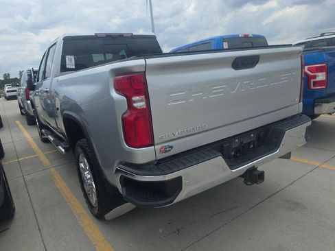Used 2020 Chevrolet Silverado 2500 LTZ w/ LTZ Premium Package AWD/4WD image 5